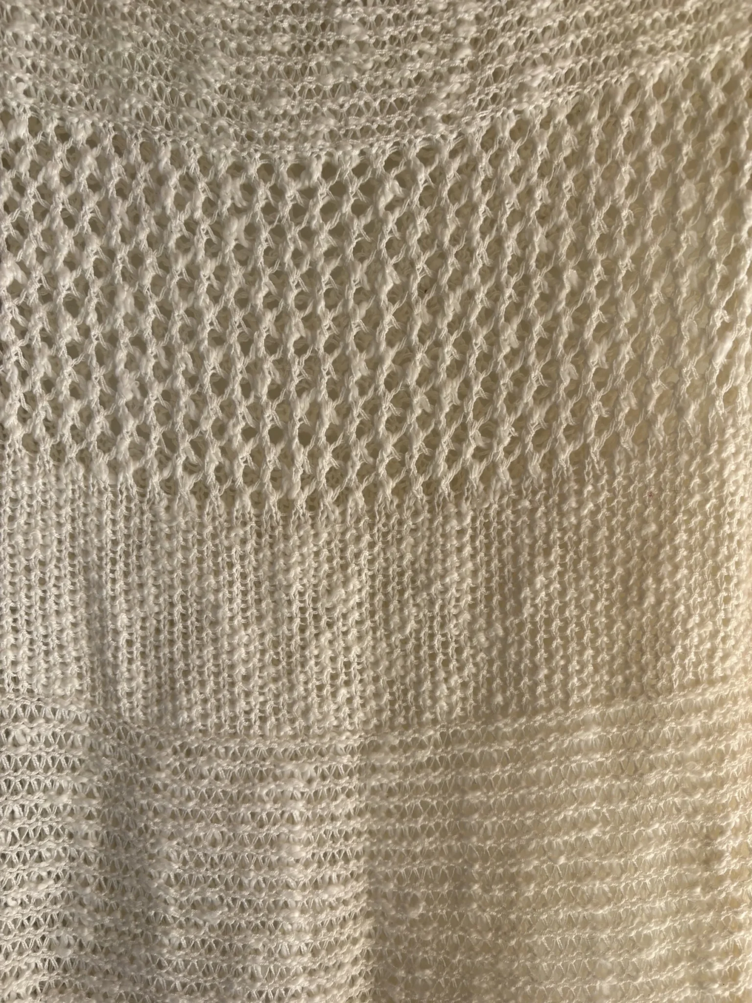 Image for Chandail en tricot blanc Le Chateau