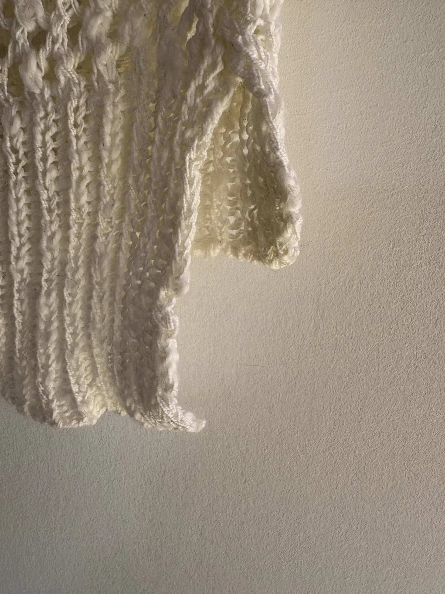 Image for Chandail en tricot blanc Le Chateau