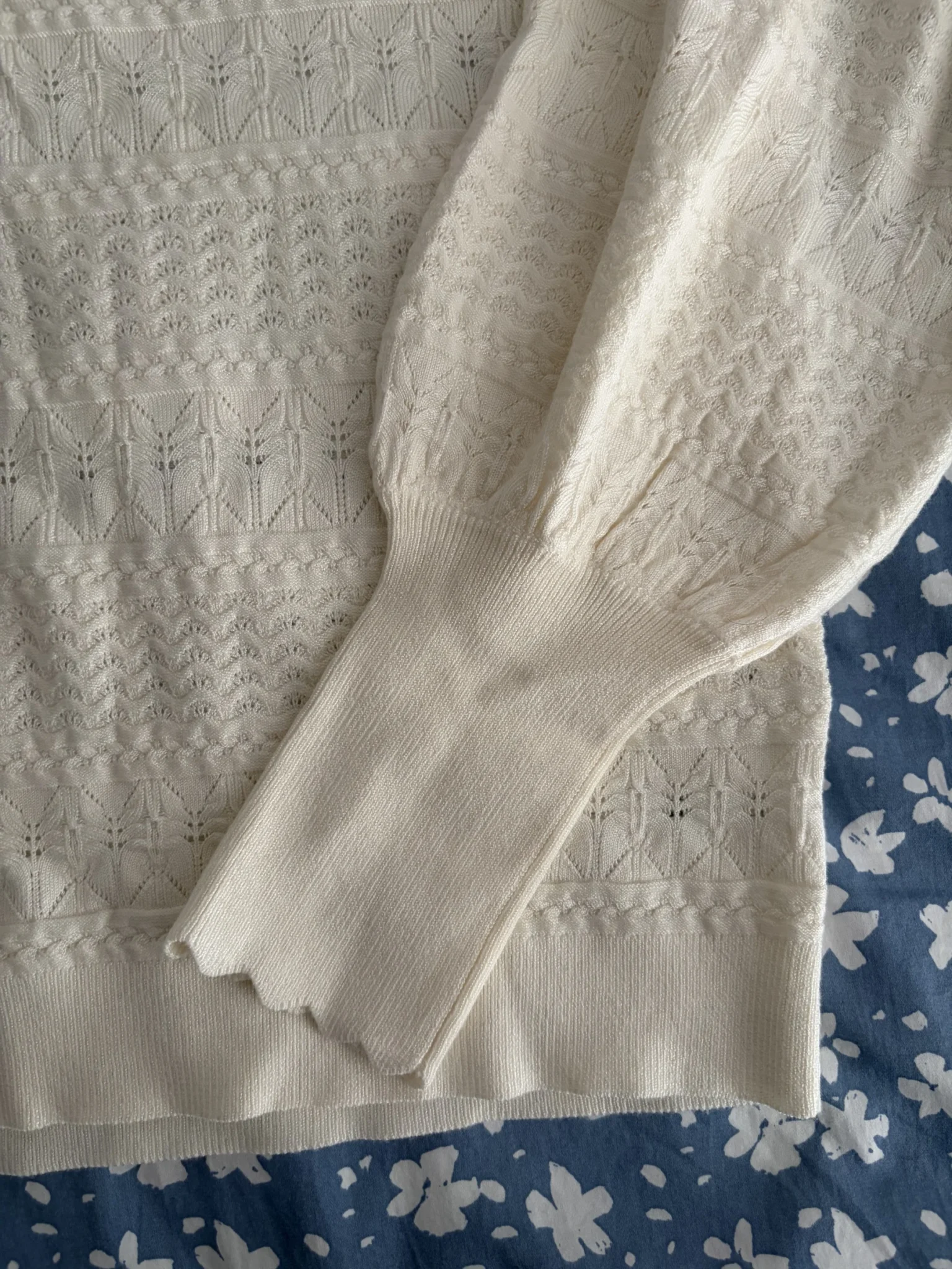 Image for Cream-coloured ribbed jumper