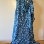 Featured thumbnail for Robe sans manche -imprimée tons bleus - Première Collection