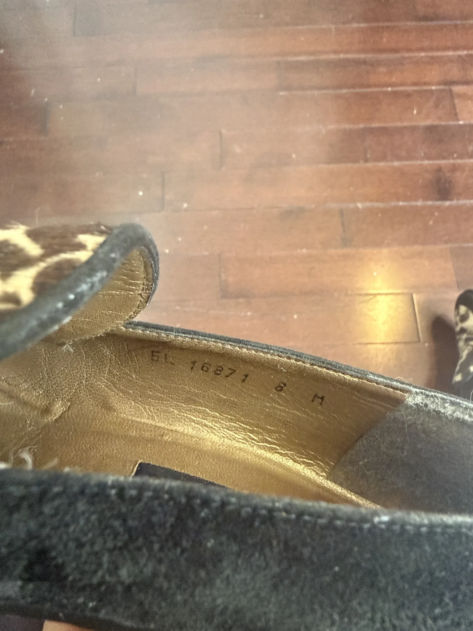 Image for Low-heeled loafers