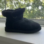 Thumbnail for Black Uggs
