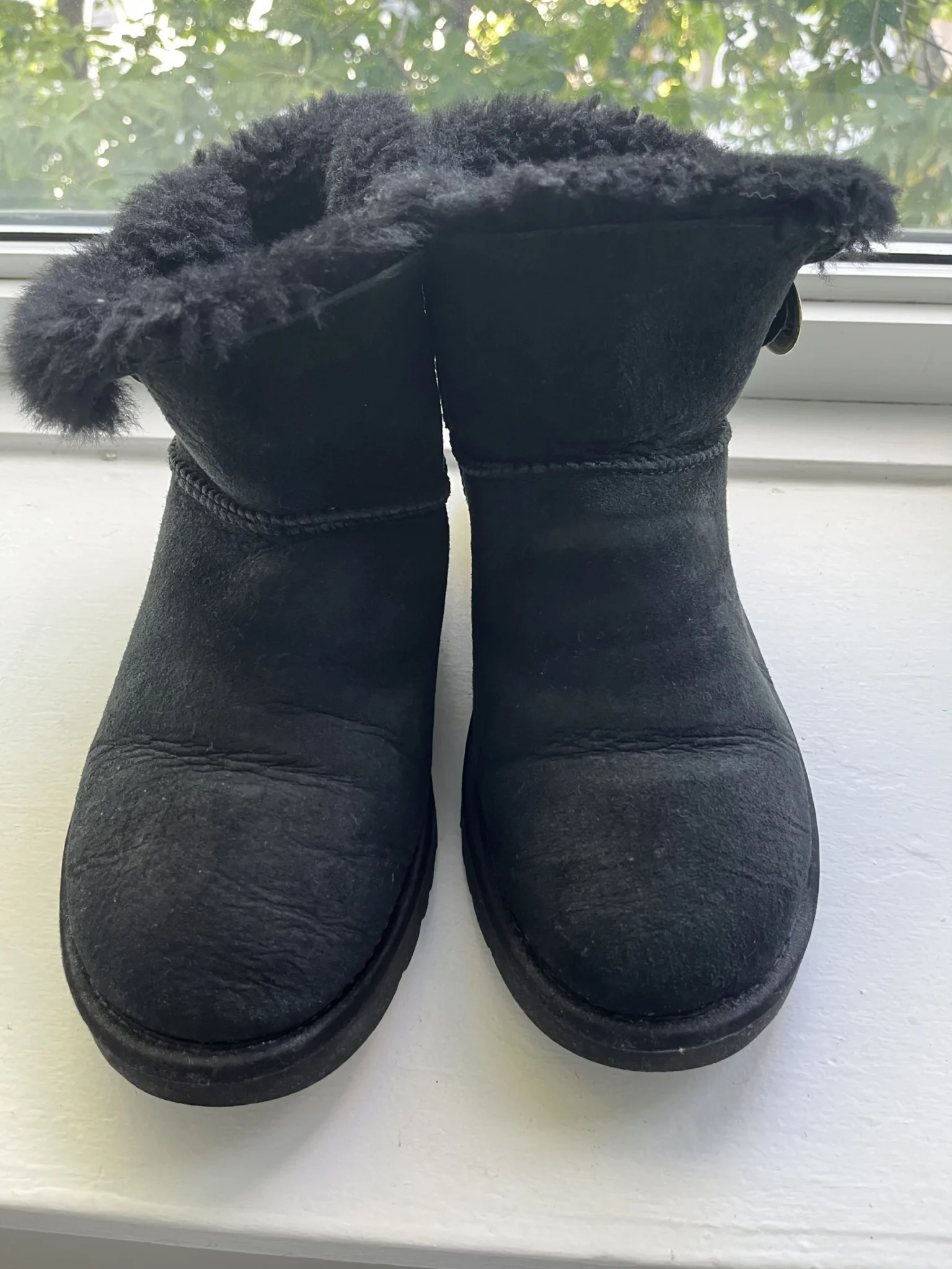 Image for Black Uggs