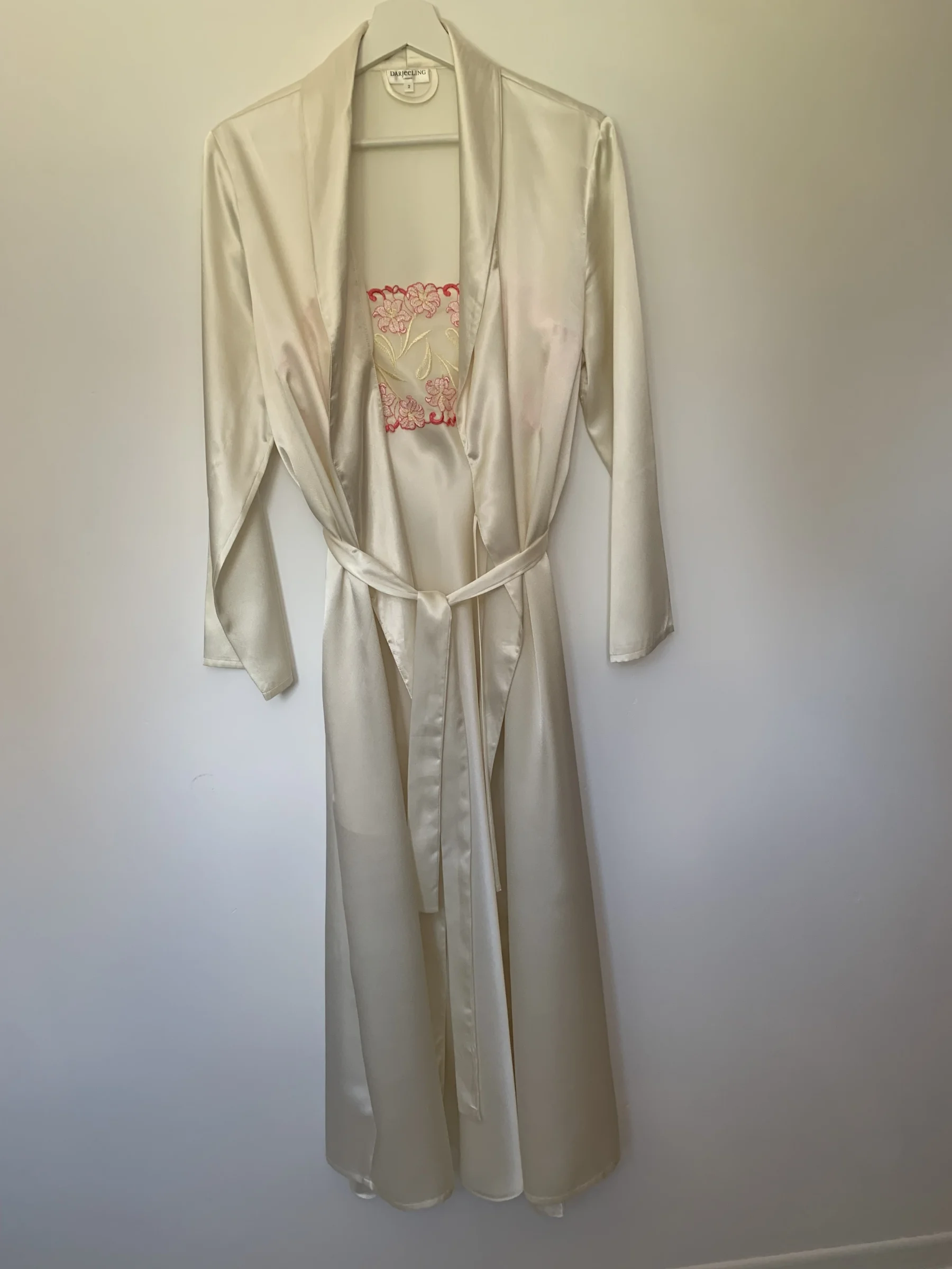 Long nightdress and matching dressing gown *Other seconde main