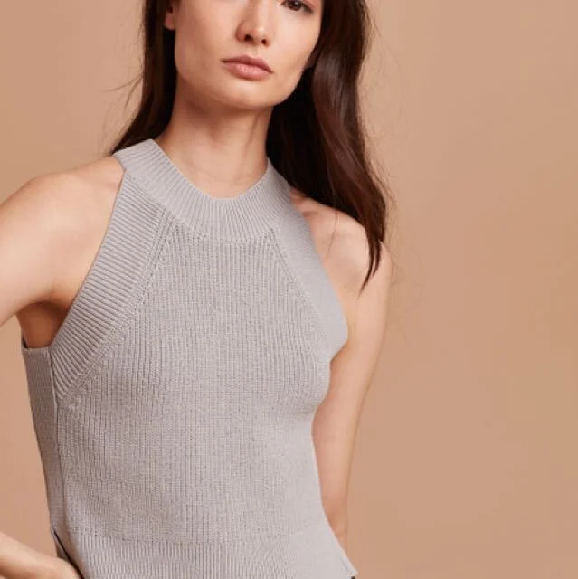 Top: Wilfred Crevier Aritzia seconde main