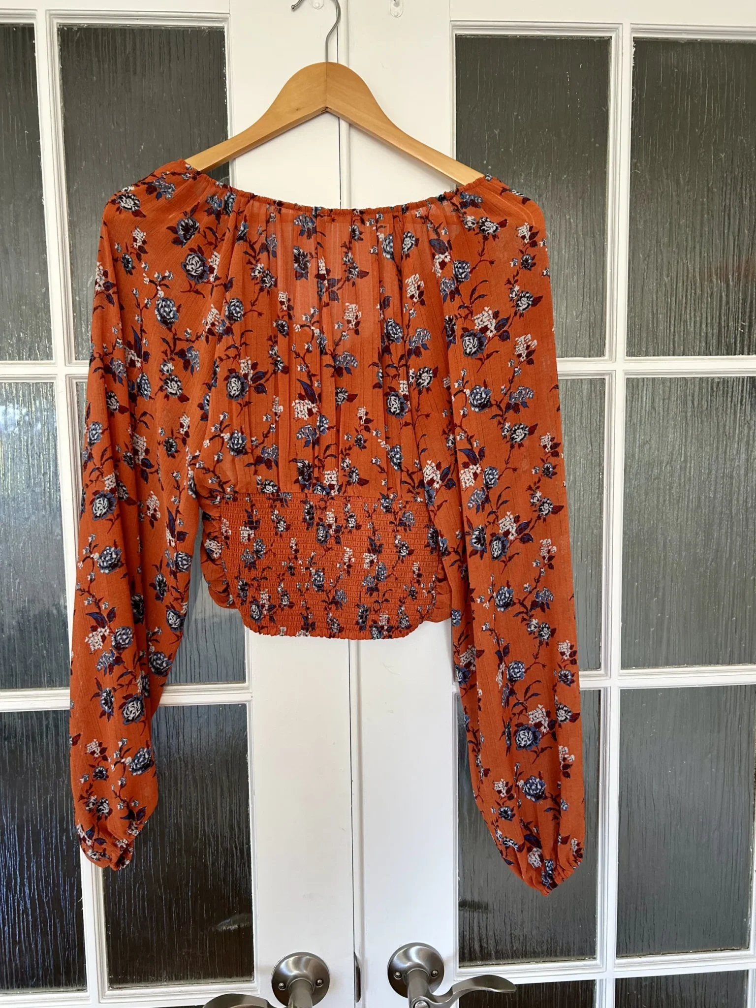 Image for Floral blouse with puffed sleeves