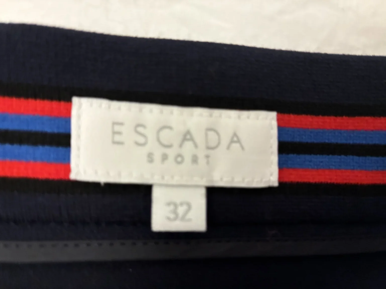 Image for Flattering navy Escada skirt that accentuates the waist