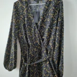 Thumbnail for Floral dress with puffed sleeves