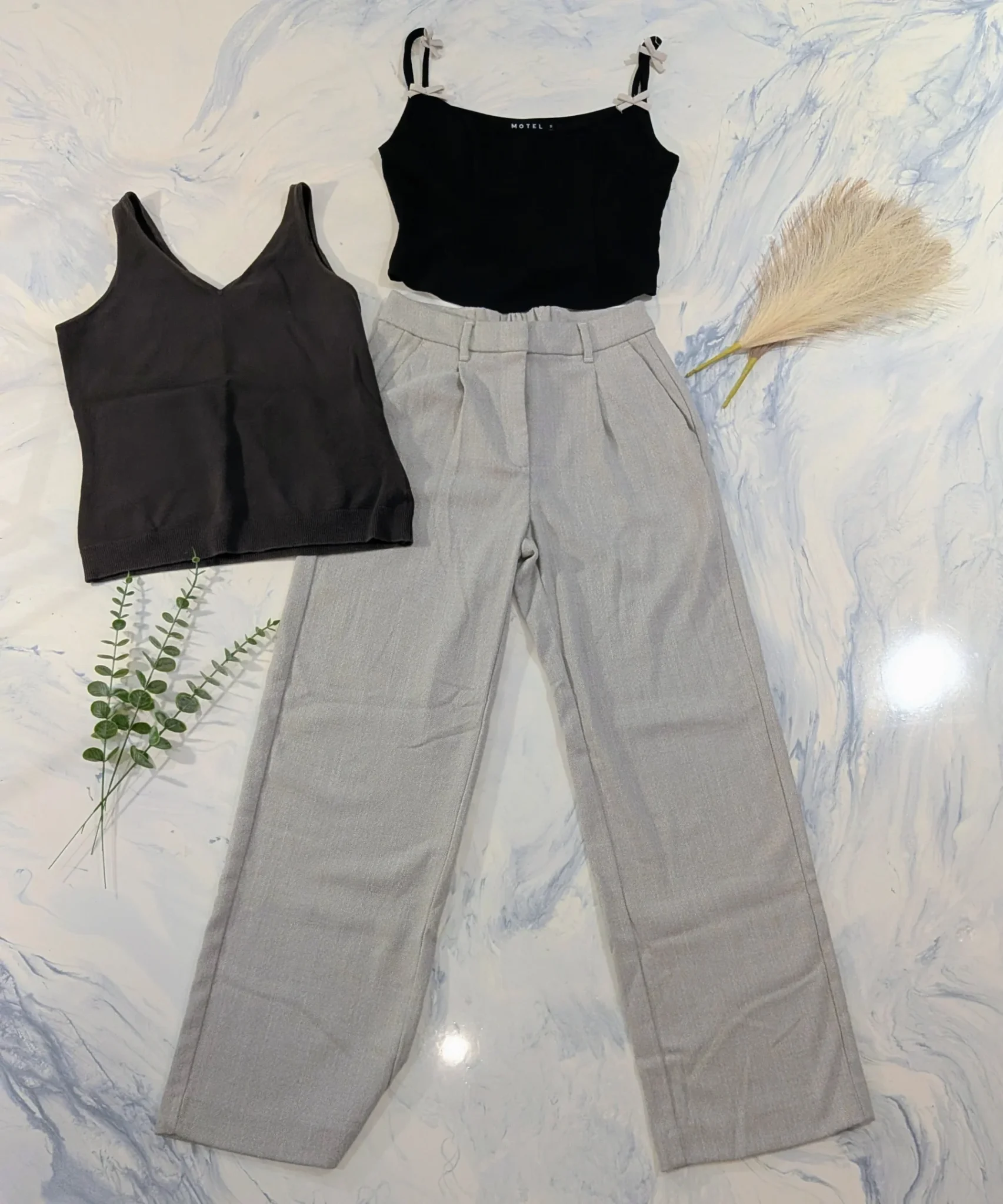 Image for 3-piece set: Old Navy trousers (size M) + 2 GAP/Motel camisoles