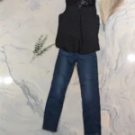 Thumbnail for Chic Outfit M / 28 – LEVI’S 724 High-Rise Straight Jeans + Black Lace Top