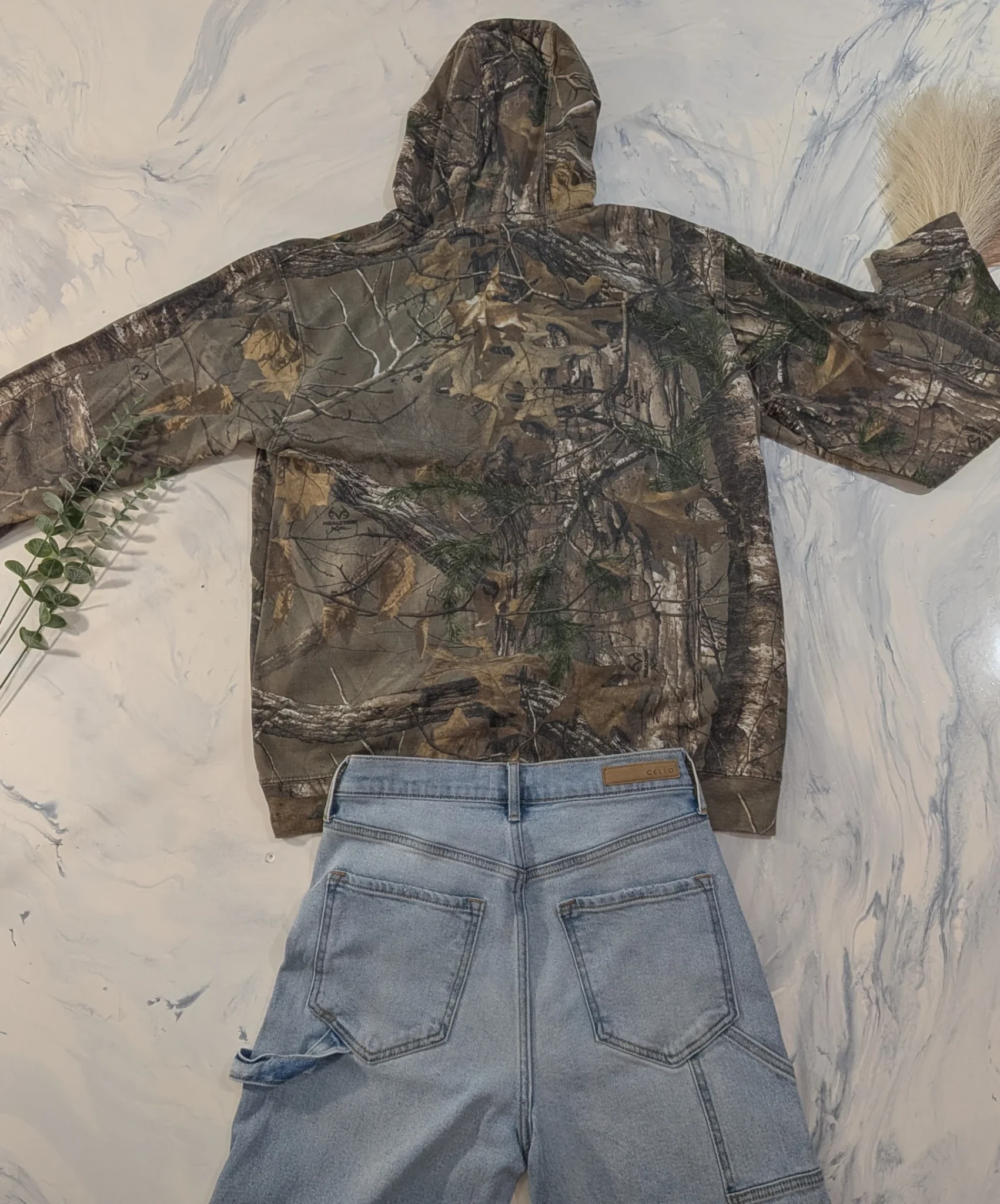Image for Set /  - REALTREE Camo Khaki hoodie (L) + (3) CELLO Baggy Carpenter jeans
