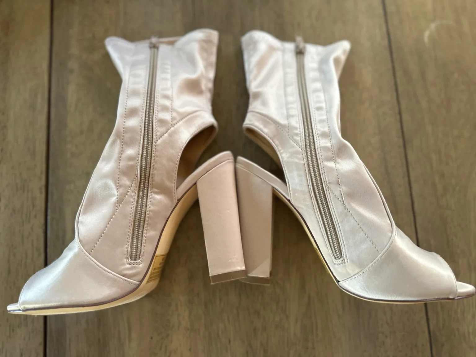 Image for Champagne-coloured satin heeled shoes