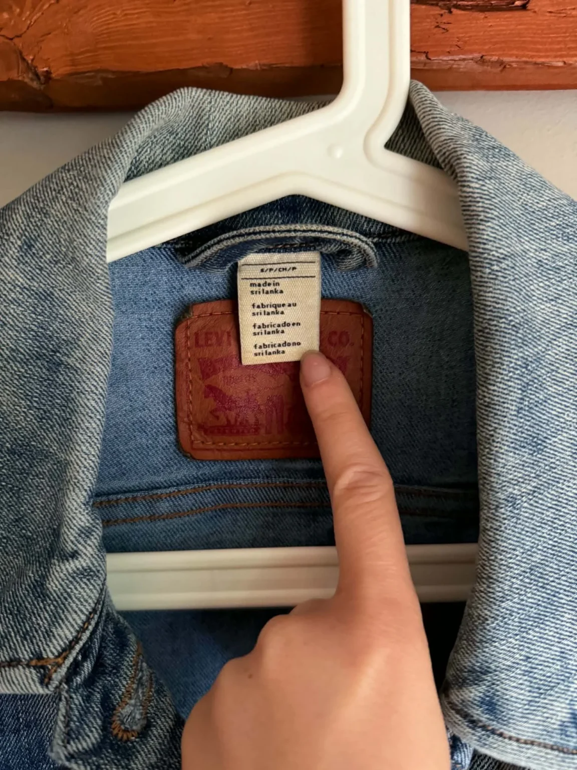 Image for Levi’s denim jacket – Small