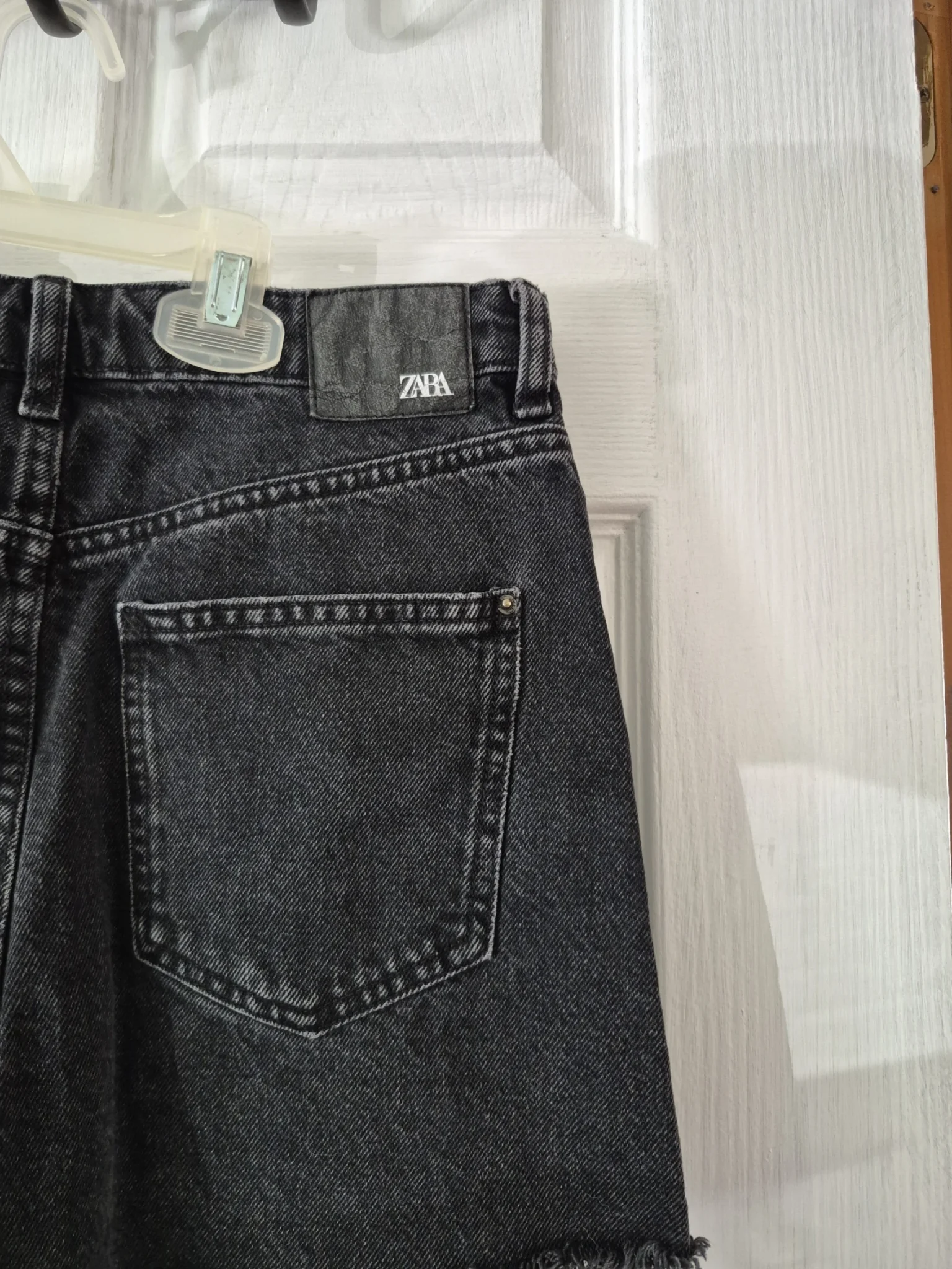 Image for Zara high-waisted shorts, size 6 / 28
