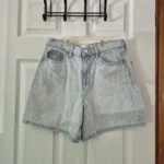 Featured thumbnail for Dynamite high-waisted shorts, size 4 / 27