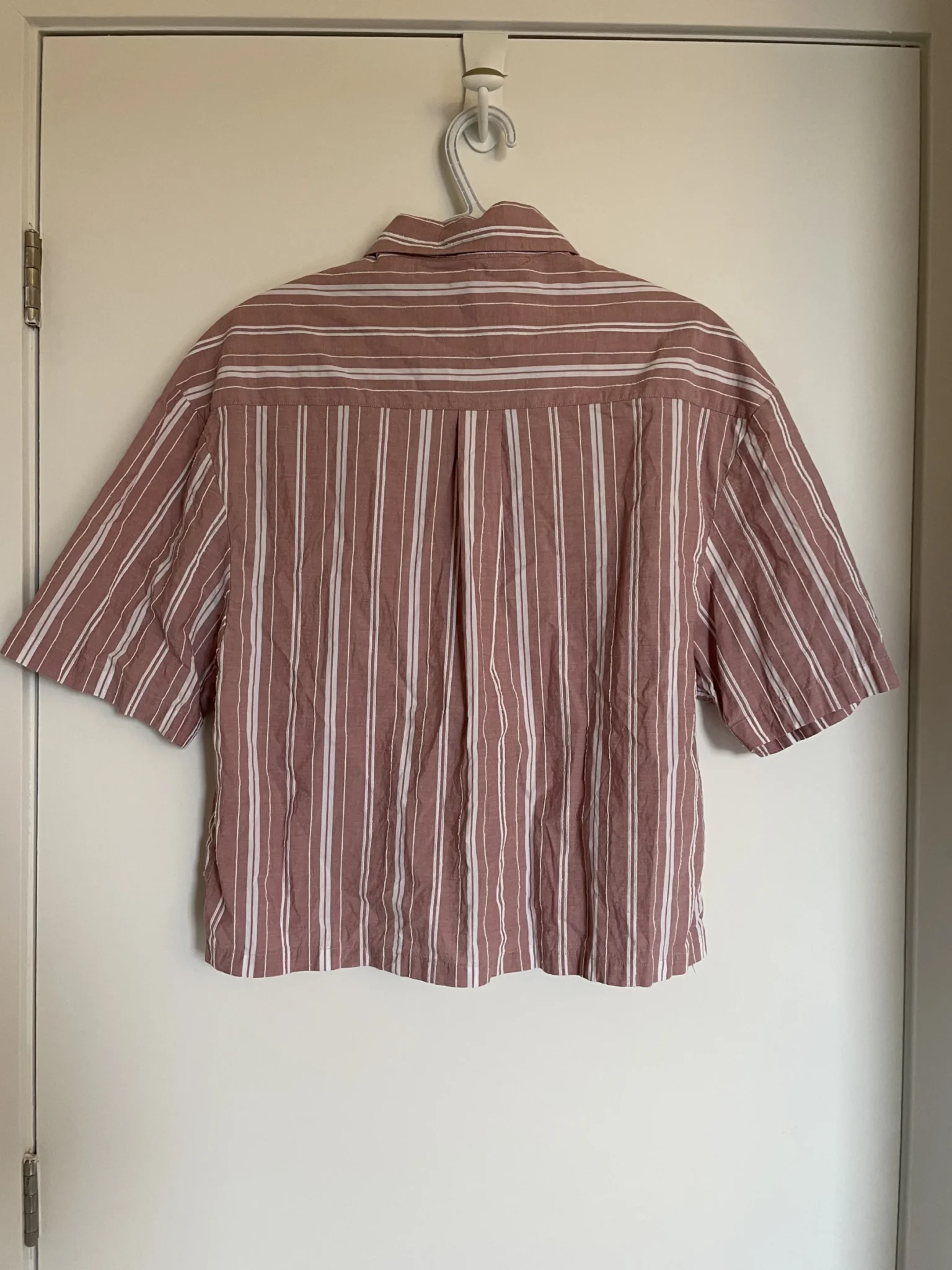 Image for Short-sleeved crop top