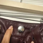 Thumbnail for Dynamite – Burgundy faux leather trousers