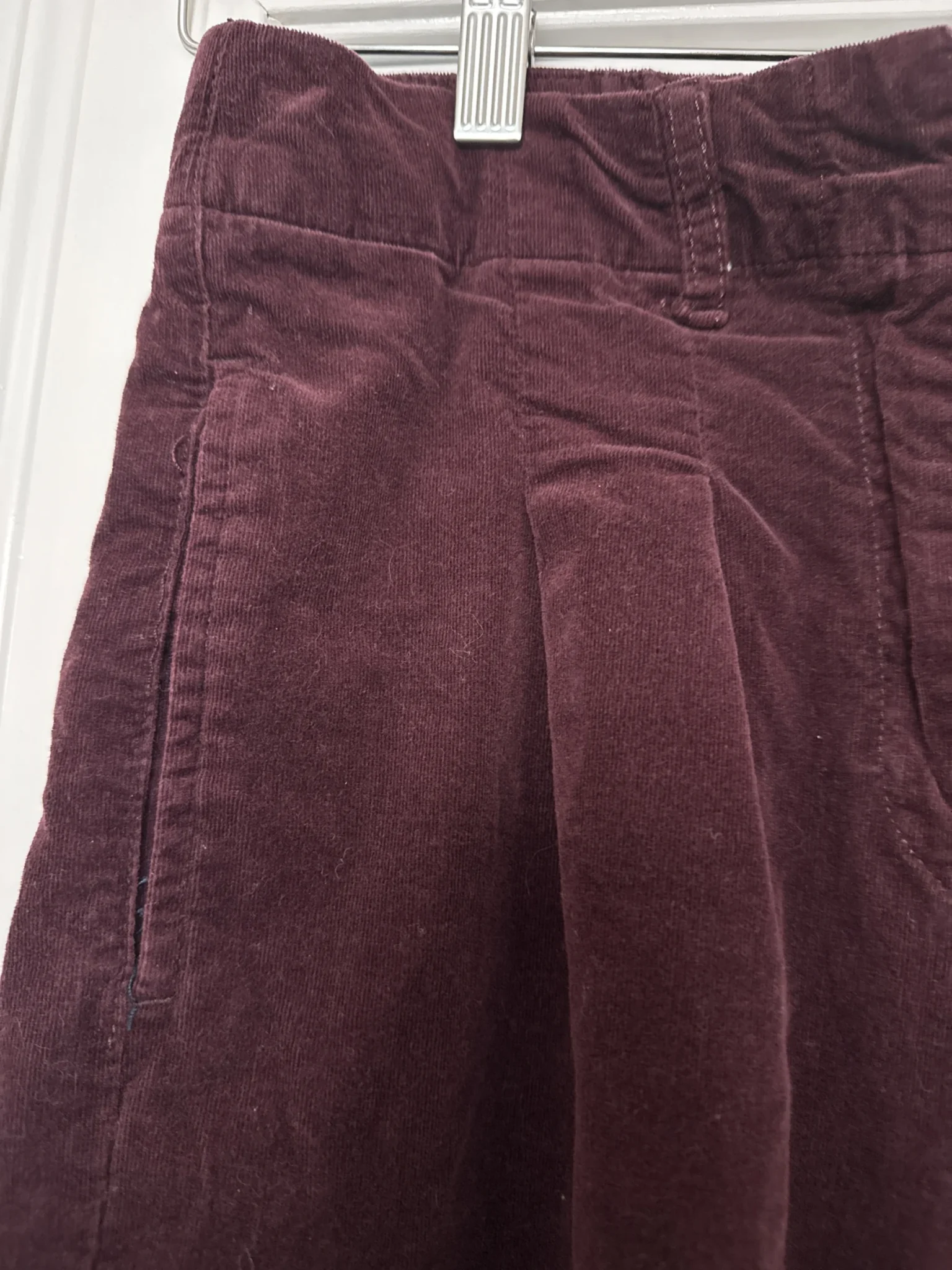 Image for Tristan – burgundy velvet-effect trousers