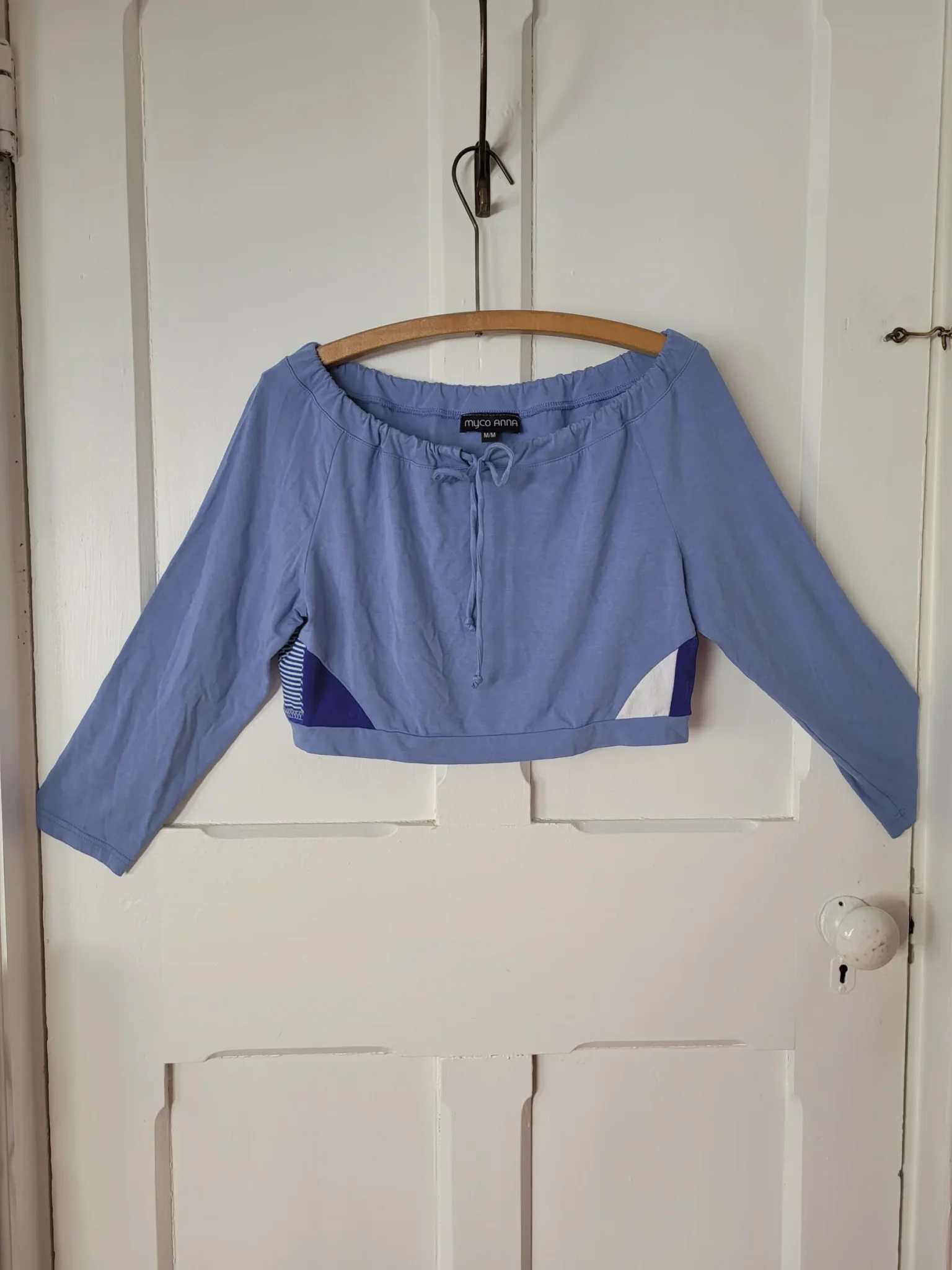 Image for Short top, crop top, long-sleeved, off-the-shoulder