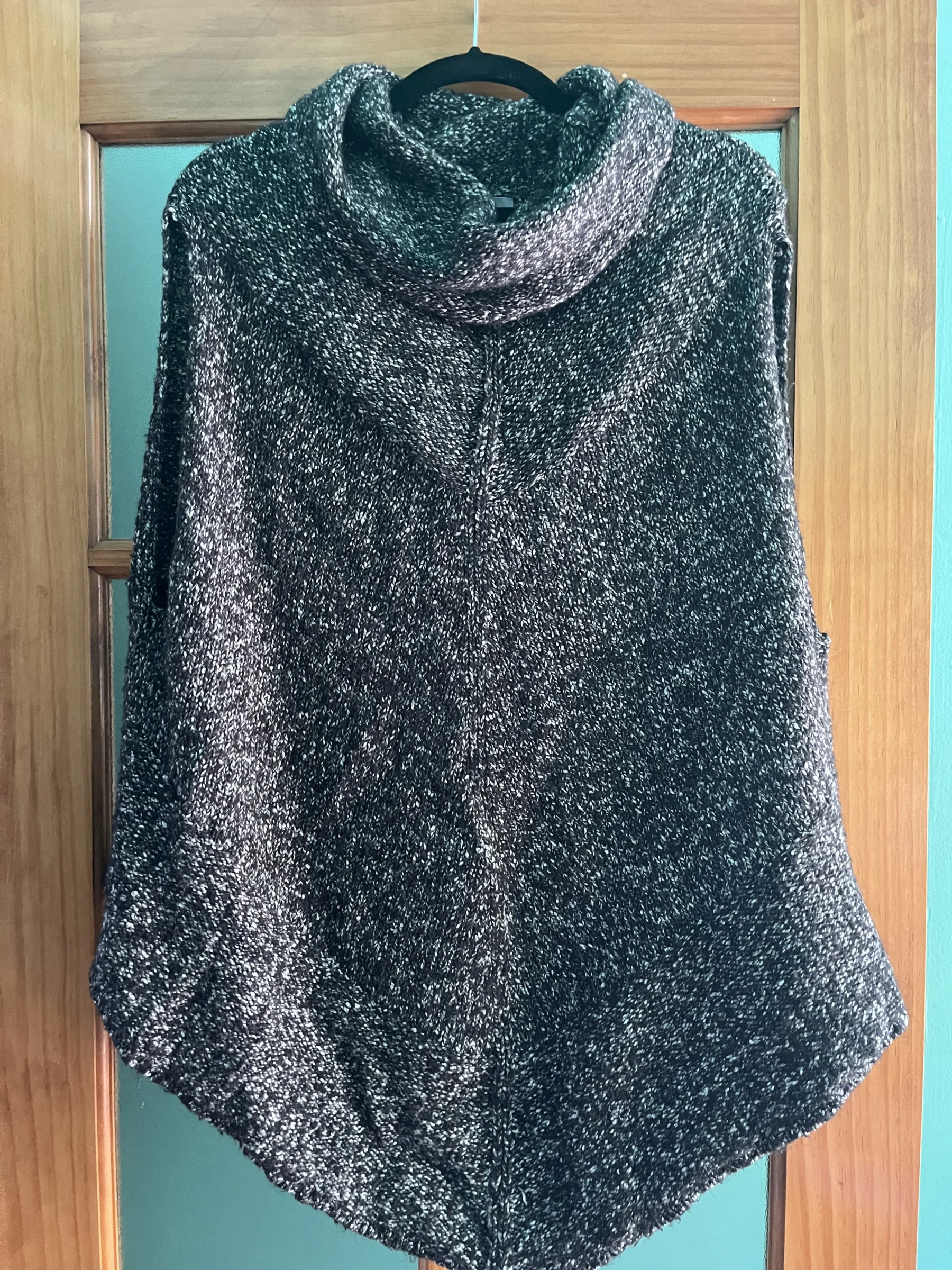 Grey Poncho-Style Knitted Jumper *Other seconde main