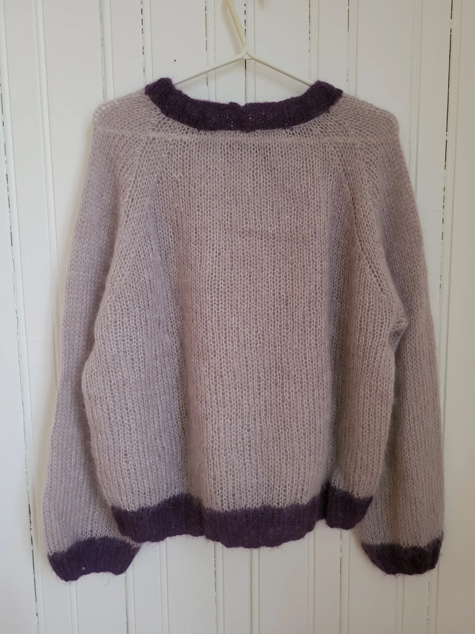 Image for Hand-knitted lilac-mauve jumper, mohair-style, cosy
