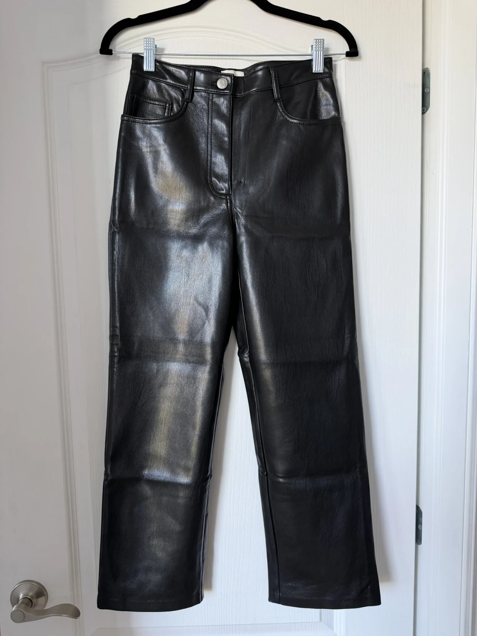 Featured image for Wilfred Melina black trousers, size 2, Aritzia