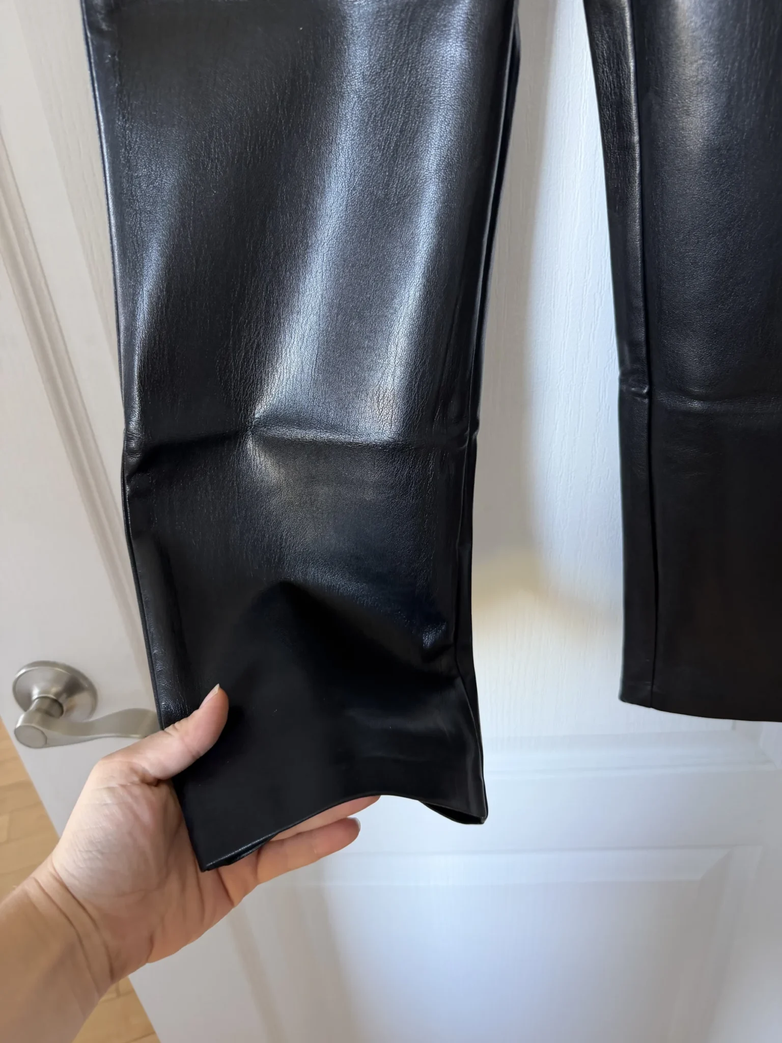 Image for Wilfred Melina black trousers, size 2, Aritzia
