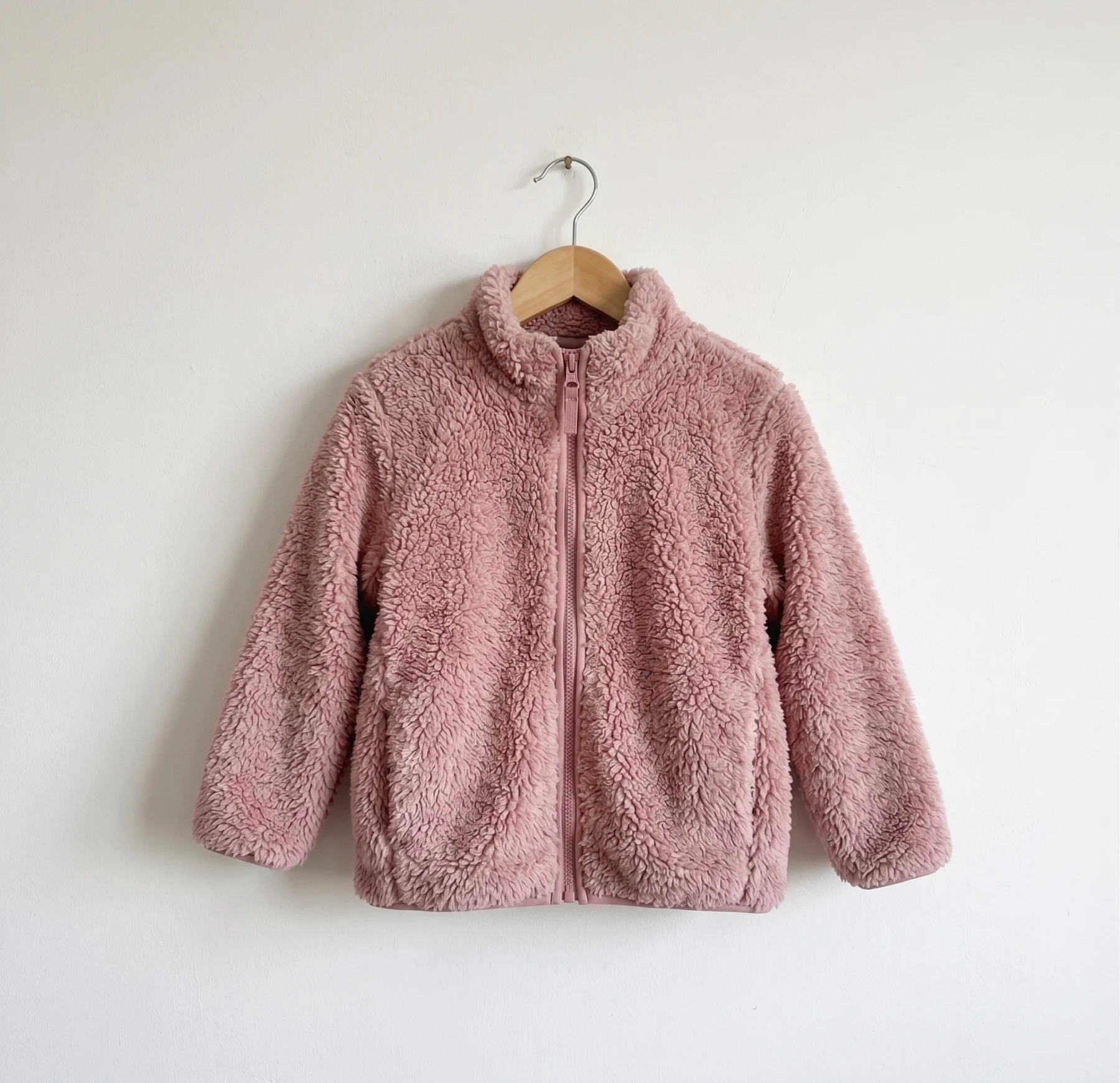 Baby Pink Fuzzy Fleece Zip-Up Coat – Size 12M *Other seconde main