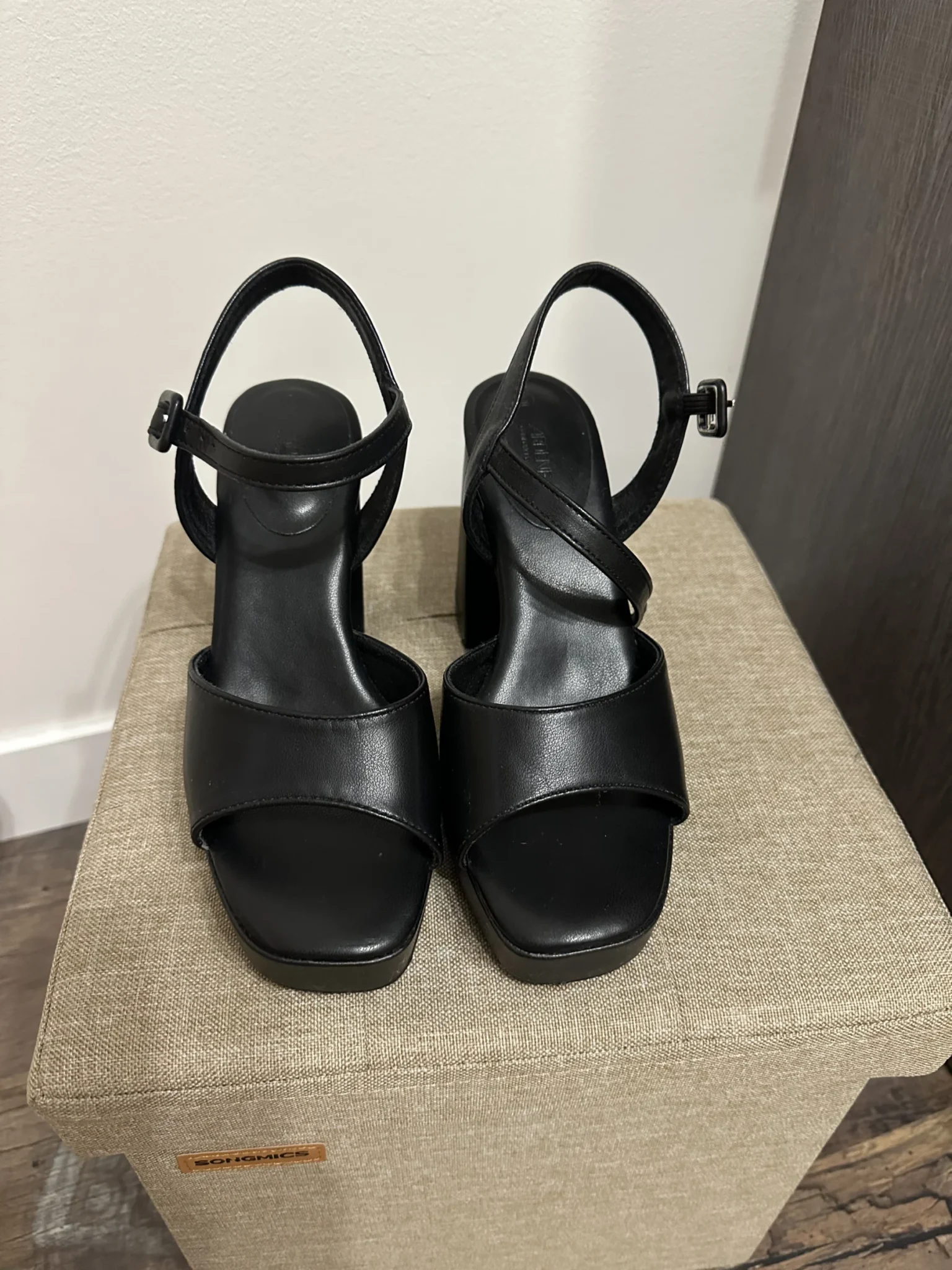Image for Black sandals