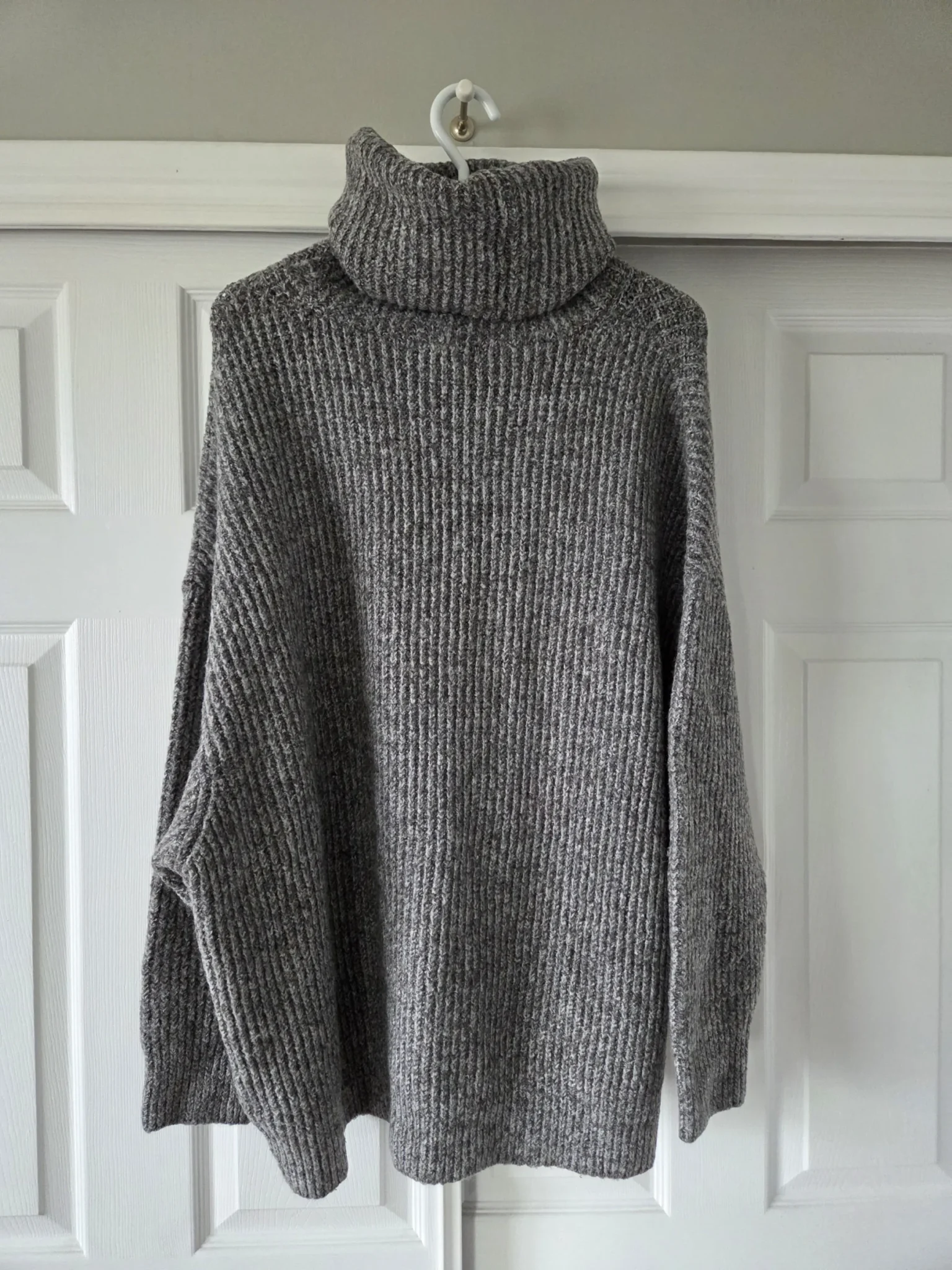 Featured image for Long grey jumper