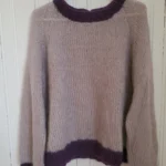 Thumbnail for Chandail fait main en tricot - lilas mauve - style mohair