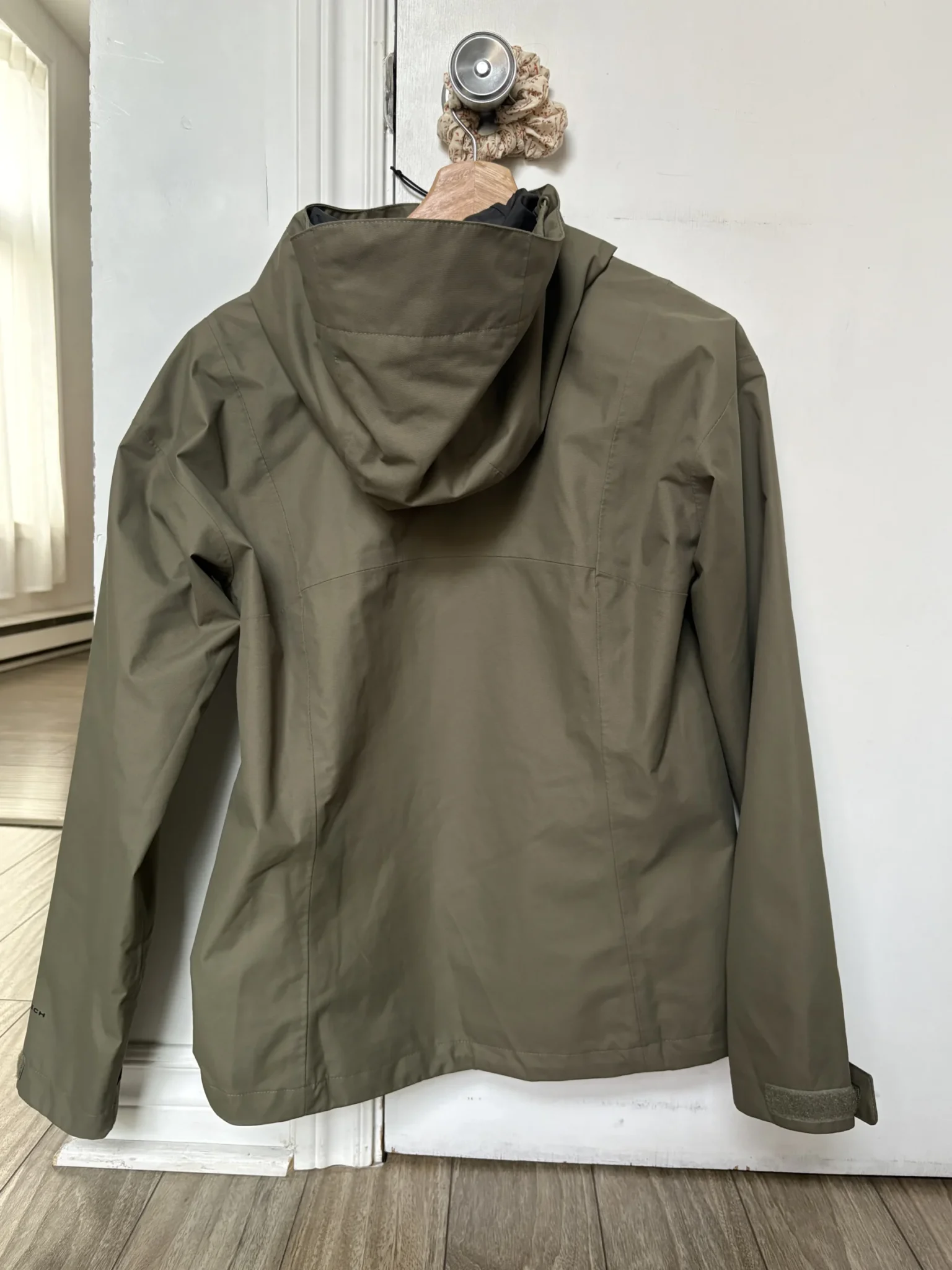 Image for Columbia Hikebound II rain jacket – Worn once