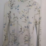Featured thumbnail for T-shirt à manches longues fleuri