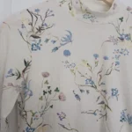 Thumbnail for T-shirt à manches longues fleuri