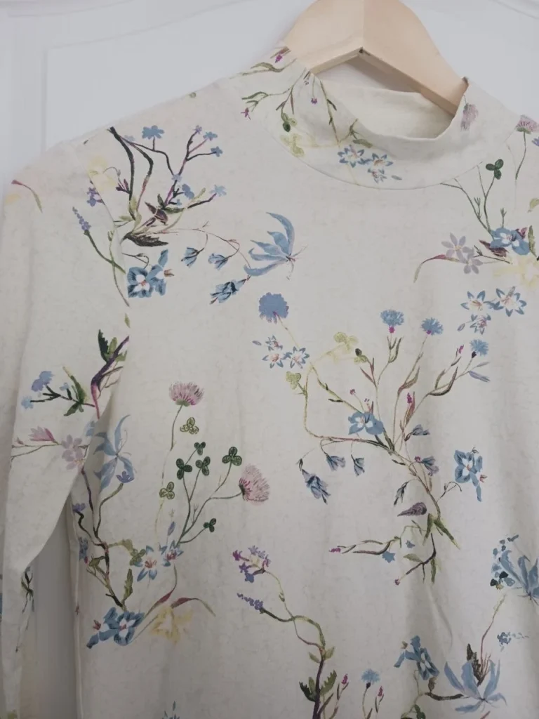 Image for T-shirt à manches longues fleuri