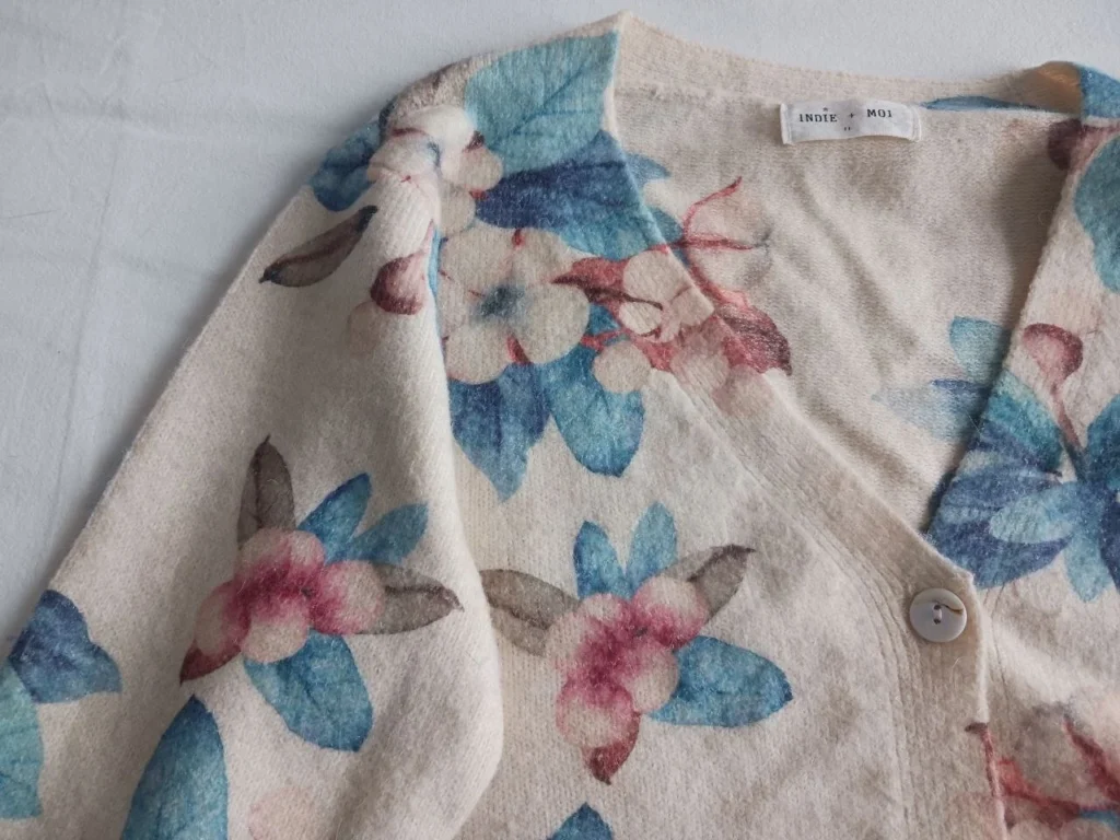 Image for Pull fleuri style cardigan