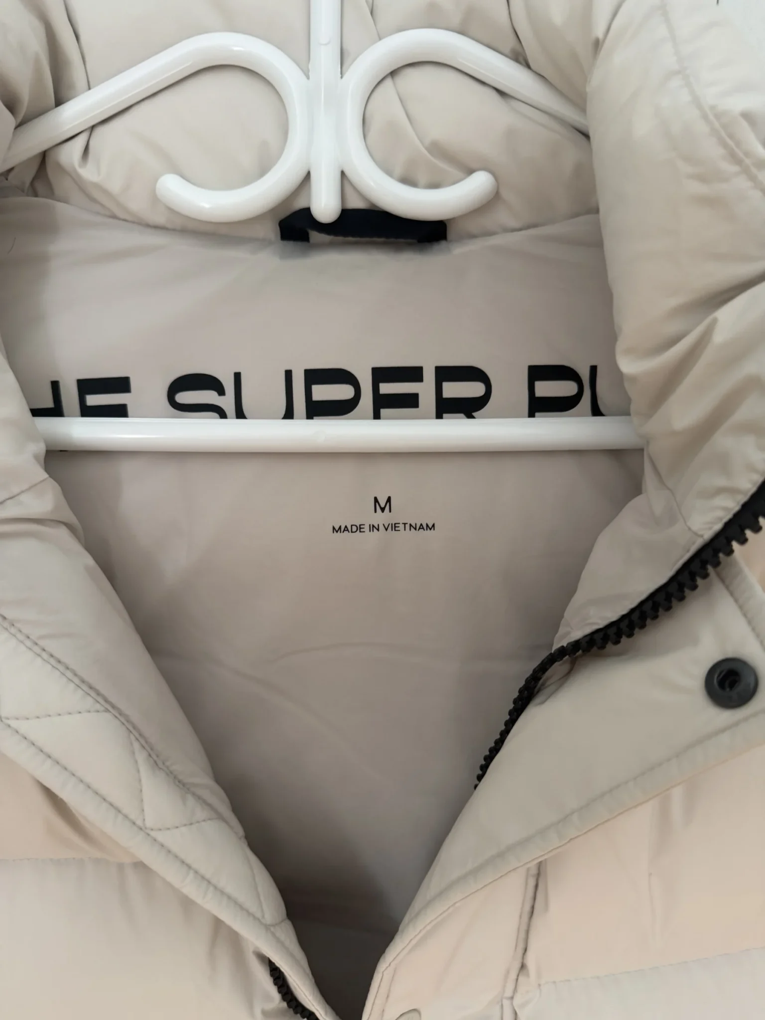 Image for Super Pufff Aritzia Cream Medium – New