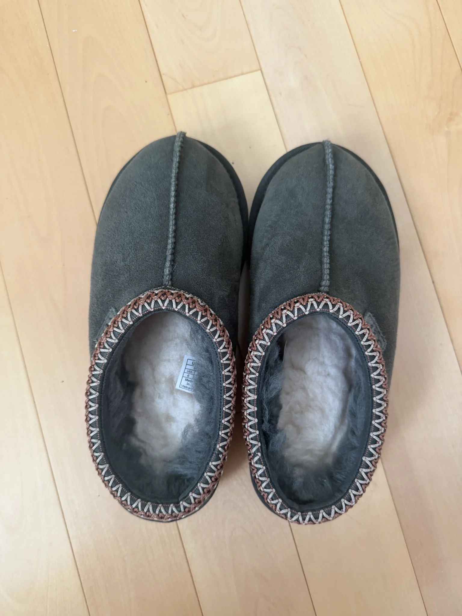 Image for UGG TASMAN, size 6, khaki