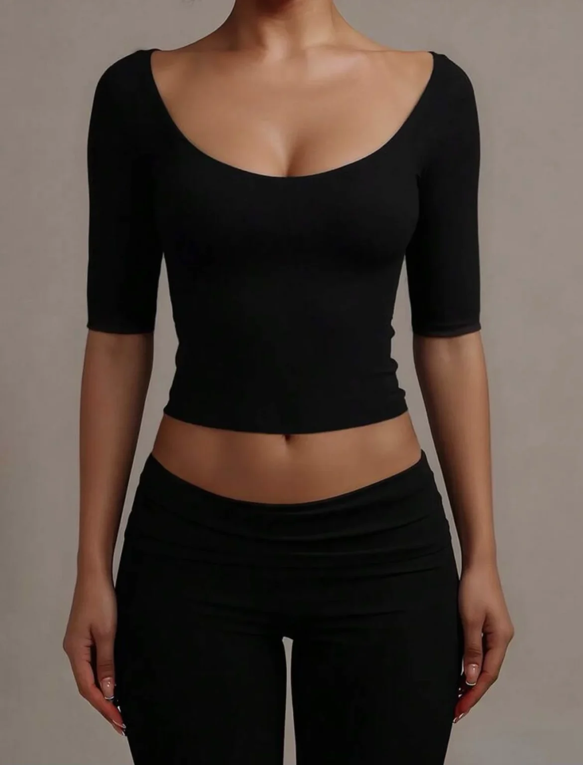 Featured image for Women’s 3/4-sleeve top, medium