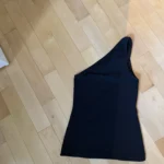 Thumbnail for Aritzia Contour Medium Top