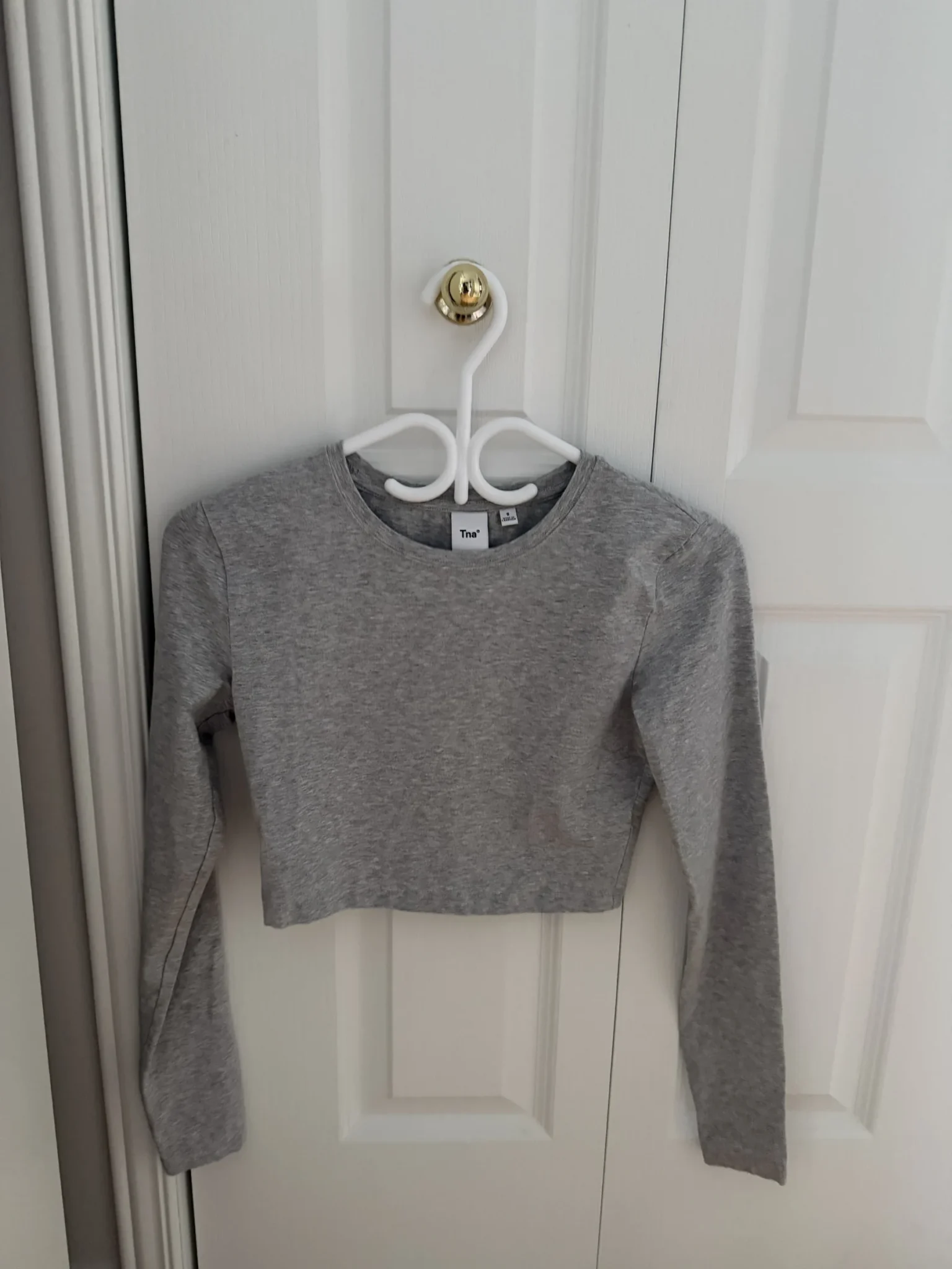 Image for Aritzia TNA top, size small