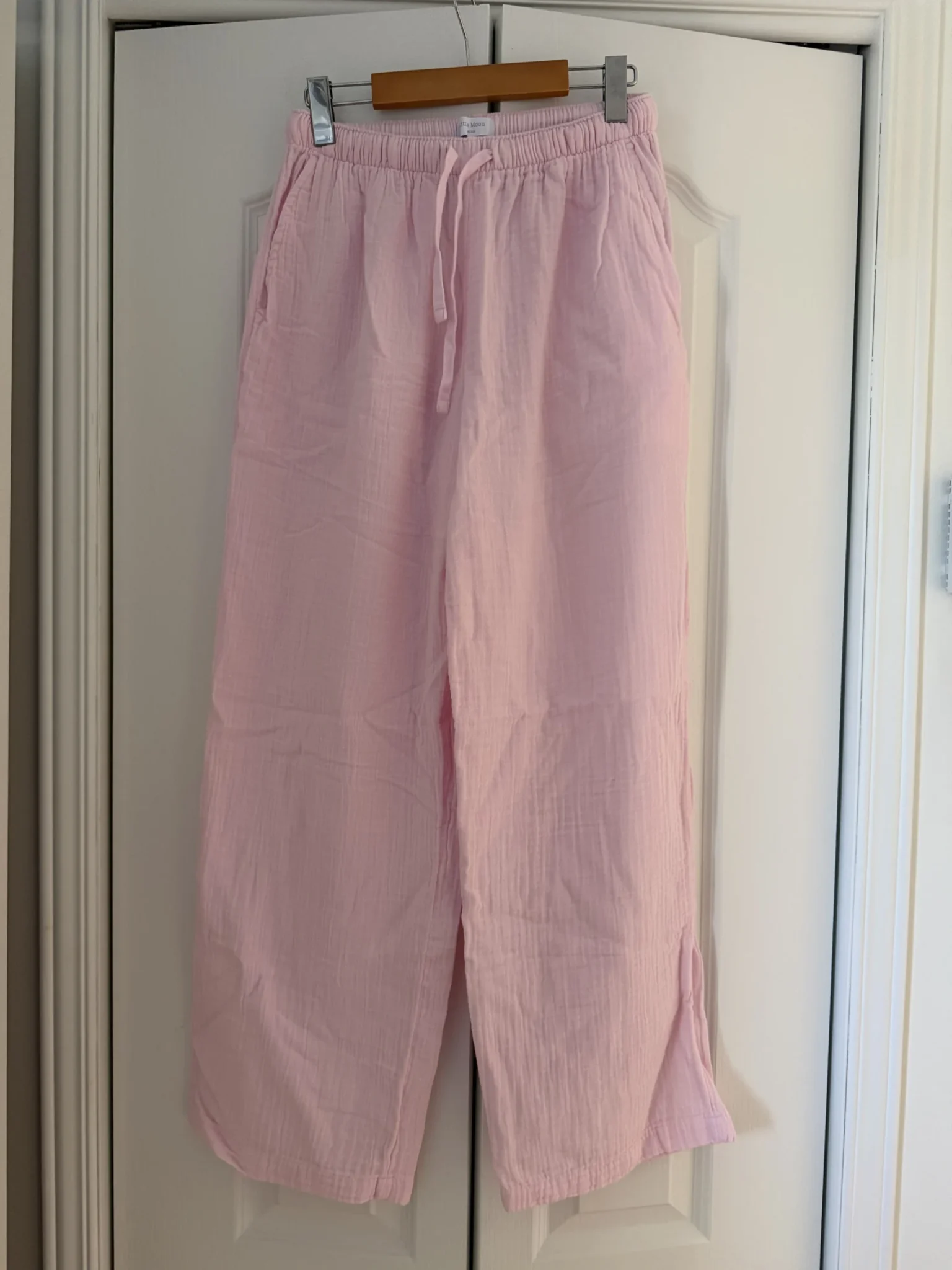 Image for Aritzia Medium Pink Trousers