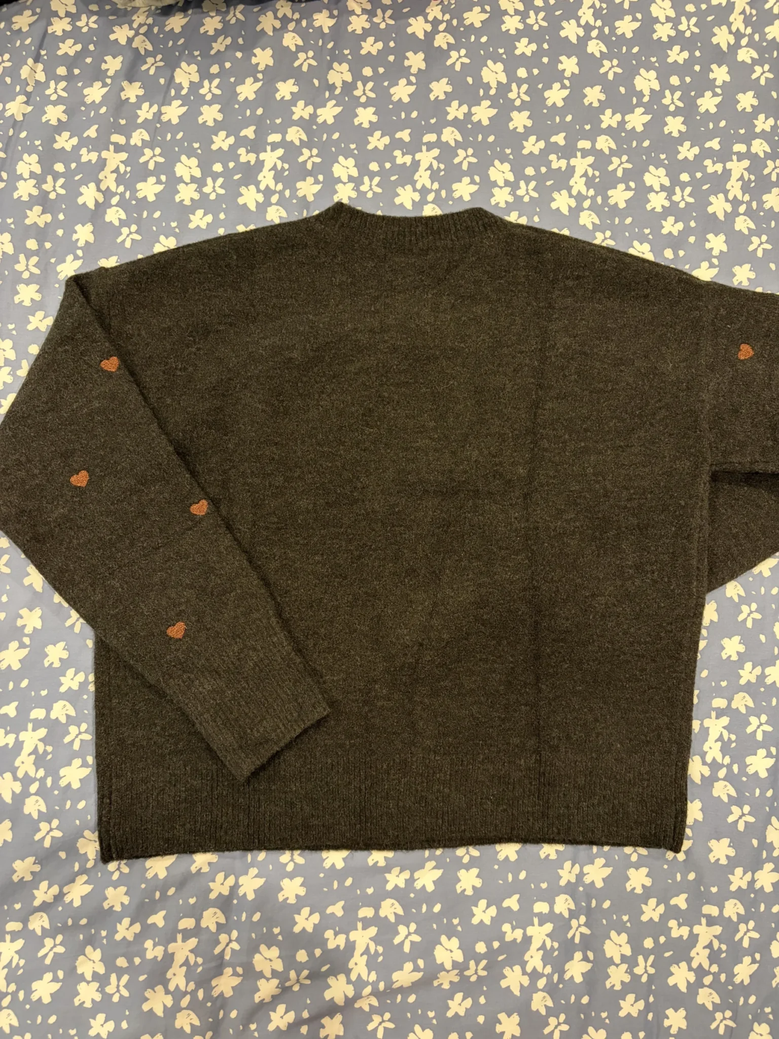 Image for Chandail neuf broderie cœur