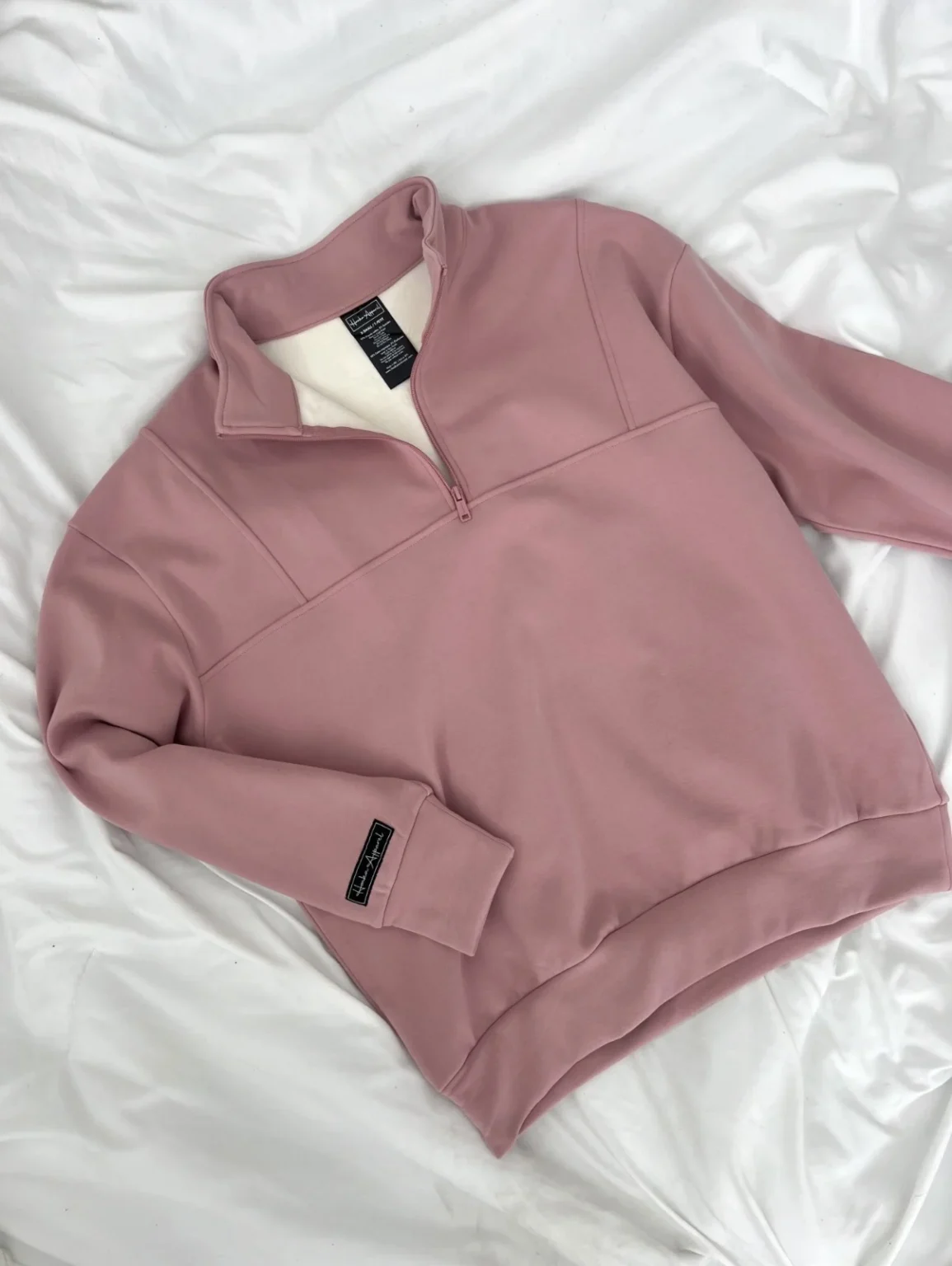 Image for Comfortable vintage powder pink half-zip sweatshirt