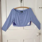 Thumbnail for Haut court Crop top manches longues épaules dénudées
