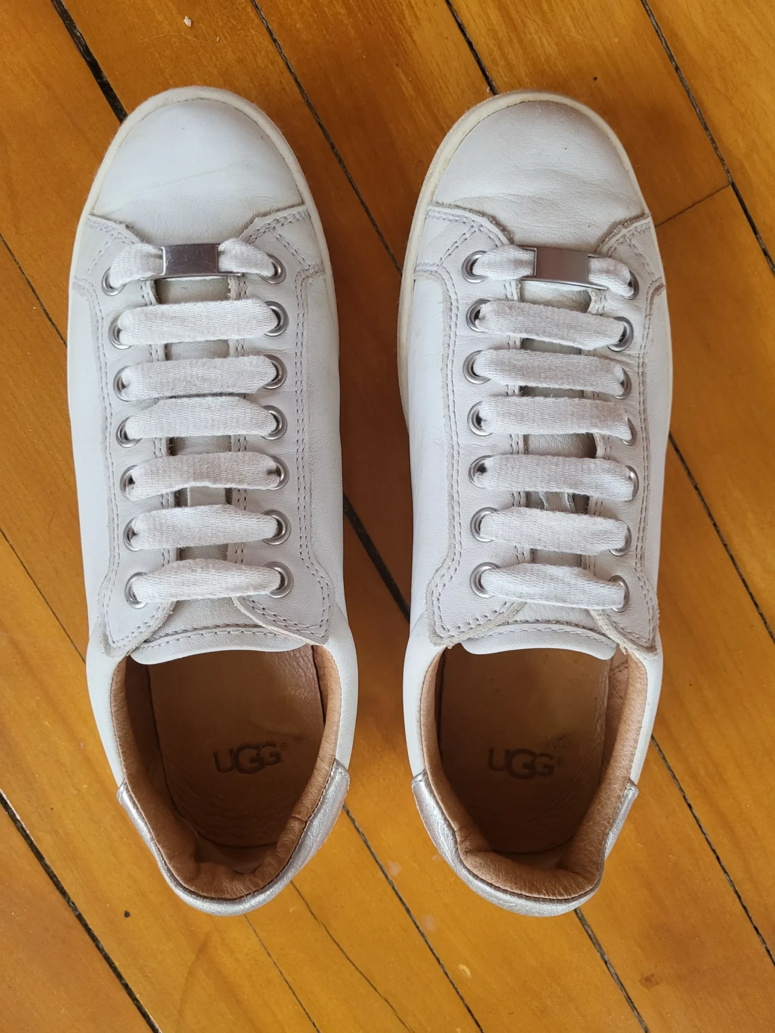 Image for UGG Milo White Leather Sneakers Low Top Women Size 7 Trainers 1019107