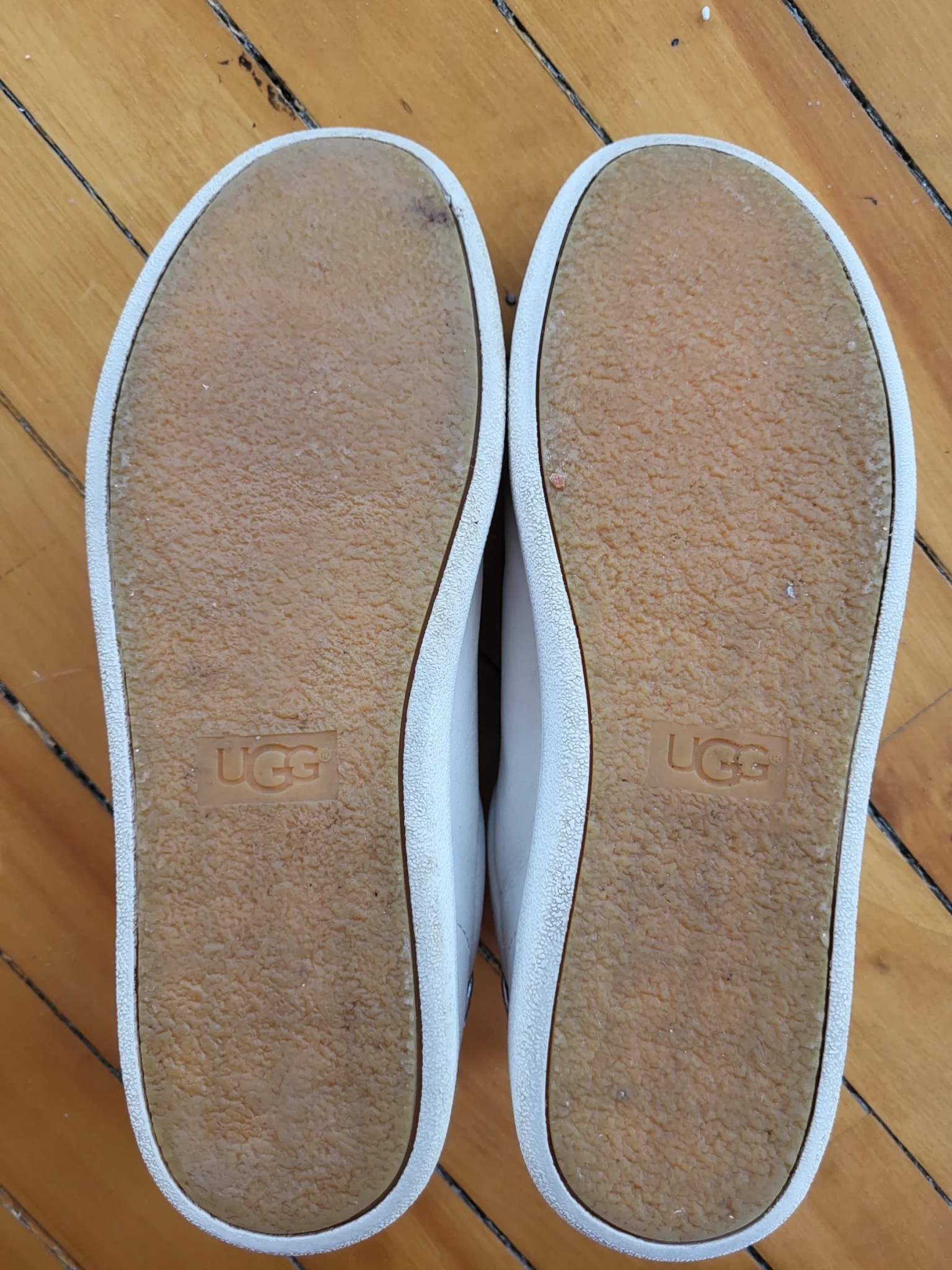 Image for UGG Milo White Leather Sneakers Low Top Women Size 7 Trainers 1019107