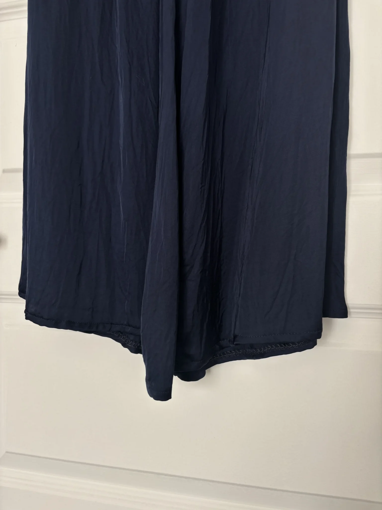 Image for Loose-fitting satin trousers