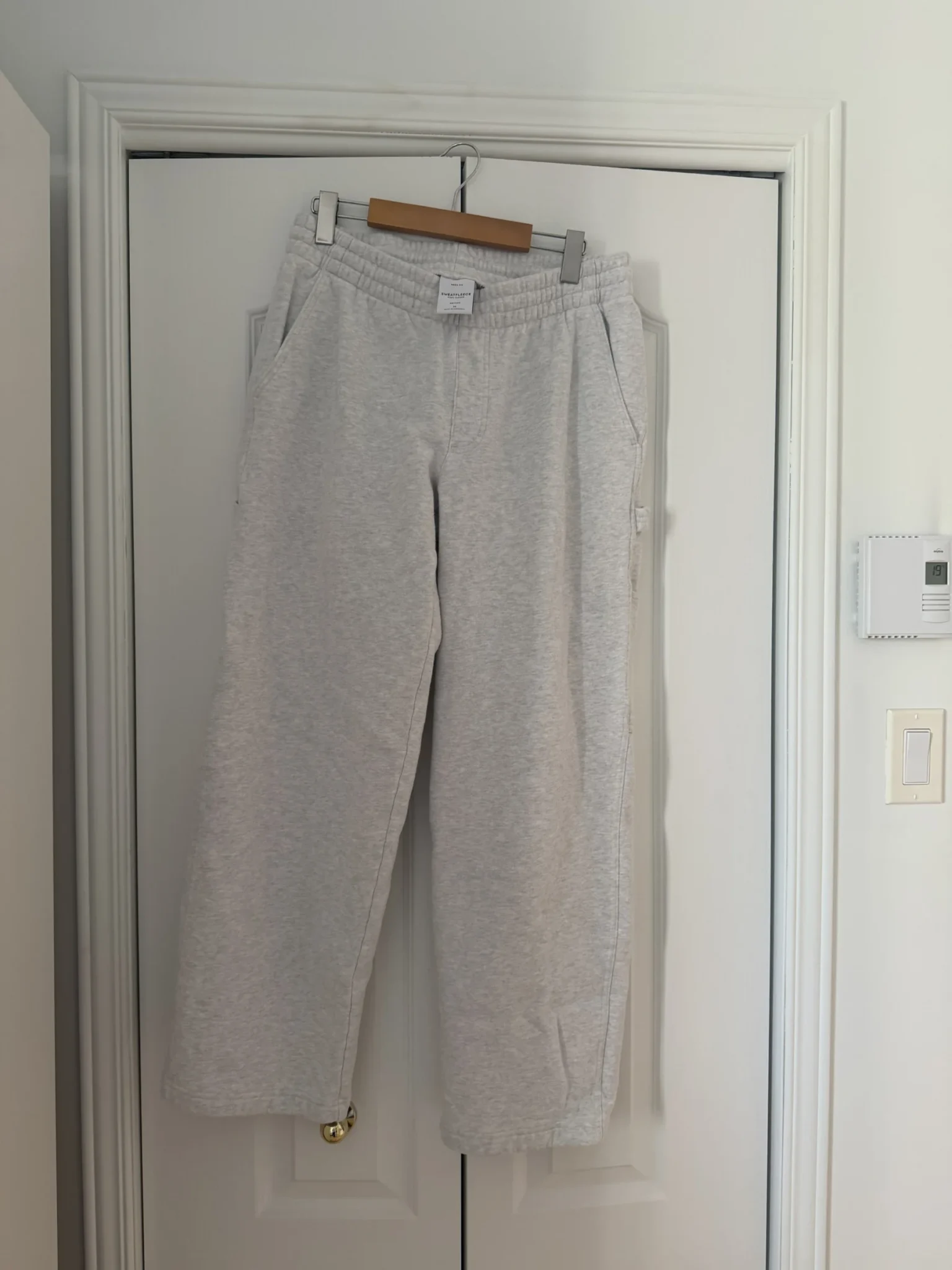 Image for Aritzia women’s jogging bottoms, size medium, as good as new