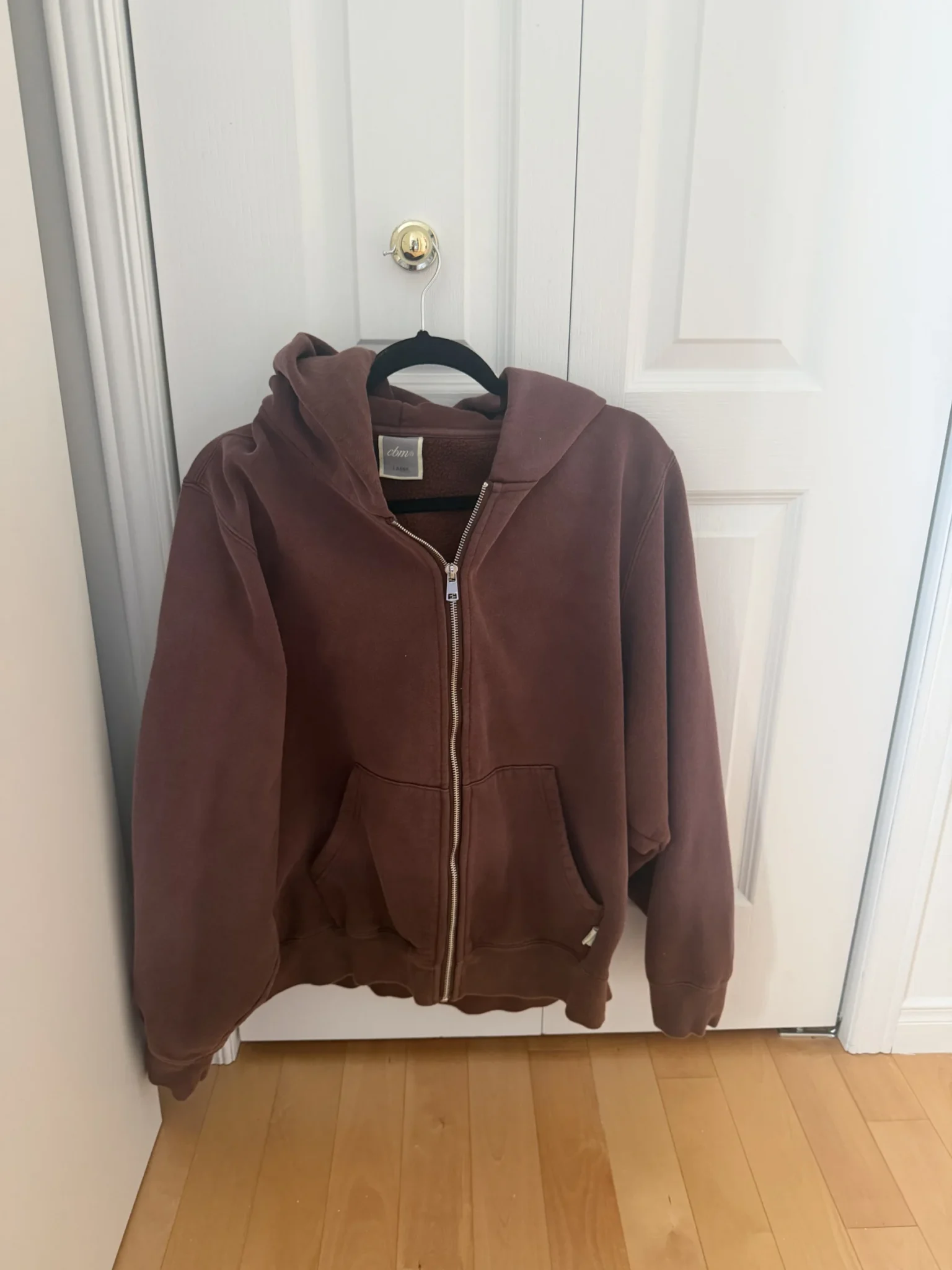 Featured image for Loose-fitting brown Muse jacket